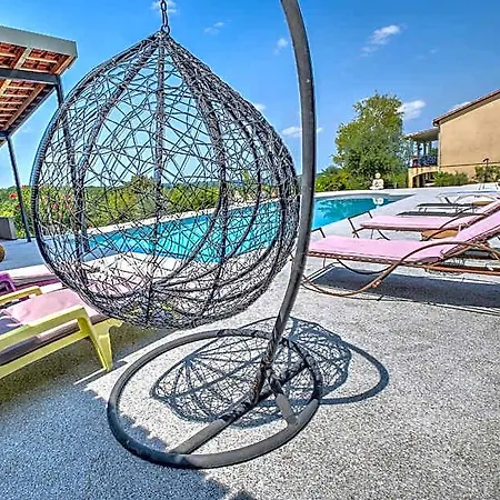 Chez Mimi * Saint-Pierre-de-Chignac